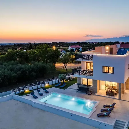 Kate Zadarvillas Villa *