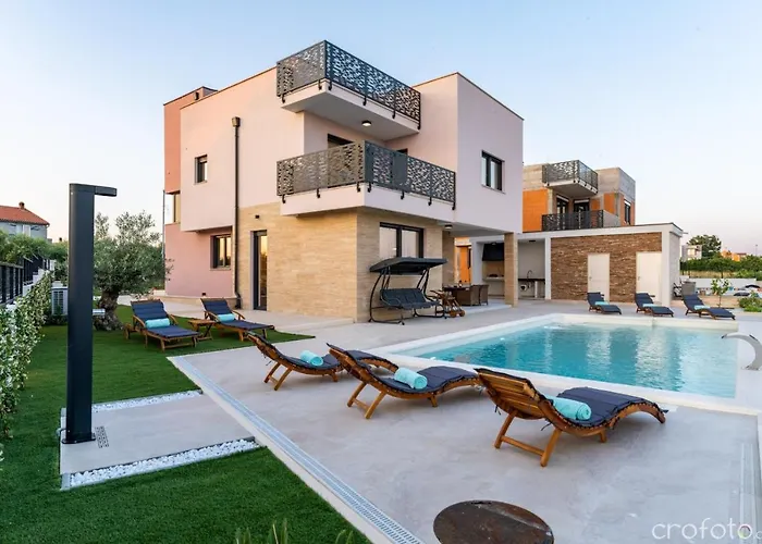 Kate Zadarvillas 빌라