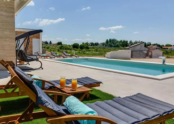 Kate Zadarvillas 빌라 *