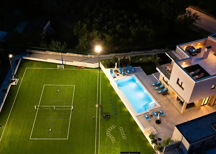فيلة Kate Zadarvillas