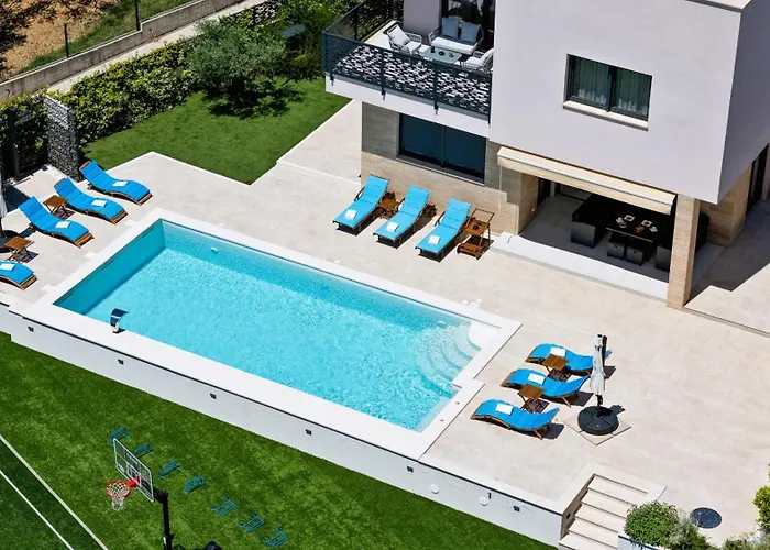 Kate Zadarvillas 빌라 *