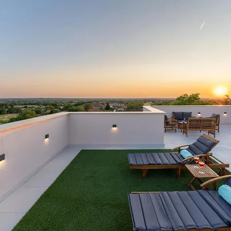 Kate Zadarvillas Villa