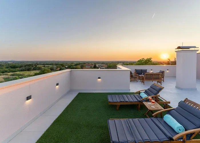 Kate Zadarvillas Villa